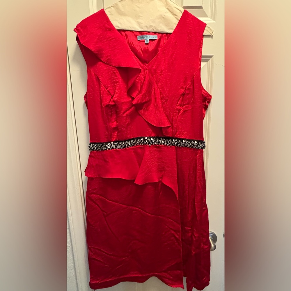 Antonio Melani Claudette Red Black Satin Bead Sequin Social 
Size 10
Color Red